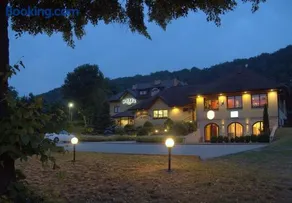 Air Hotel Kochanów - Image 2