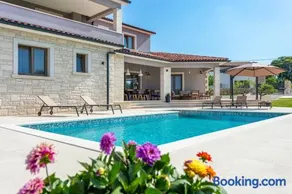 Amazing design villa Aeris with private pool, high level of privacy - WiiBuk - Image 2