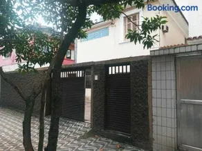 Casa Studio Home Oficce - Garagem - Wc Priv - Qto Family - Não Fumantes - 200 mts da Praia - Image 1