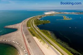 El Bohemia zon, zee, strand & rust vlakbij Renesse - Image 2