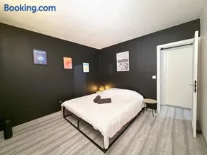 Loft 49 - Image 2