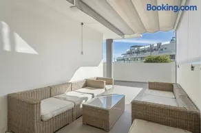 Terrace and Sea Family Stay - Image 2