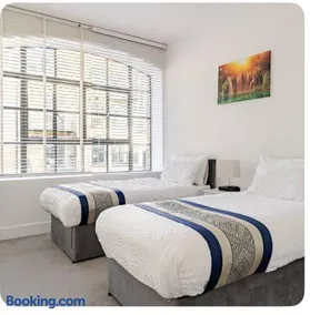 Luxury 2BR Apartment in Central London - Image 2