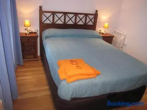La Casita Azul De Chillaron - Image 2