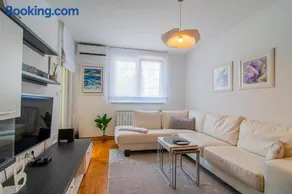Flexible SelfCheckIns 90 - Zagreb - Garage - Loggia - Image 1