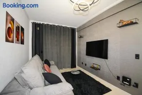 Apartamento moderno numa ótima localização! - Image 3