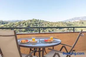 Winter Deal Luxury Apartment with Terrace Mountain Views Near Beach - Image 3