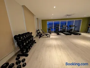 Lahore Gulberg Central - The Avenair - Premium One Bed Apartment - Image 4