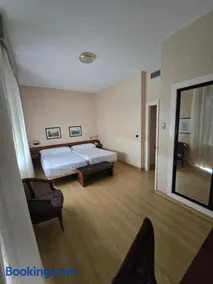 Hotel Las Sirenas - Image 4