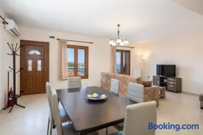 Mariel House Fiskardo Kefalonia - Image 1