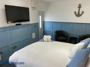 Marina Studio - Image 3