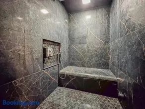 La Suite - Jacuzzi - Hammam - Image 4