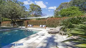 Pool, Pet - Friendly, Fireplace, Walk To Beach - Image 1