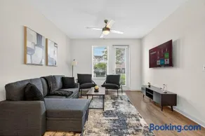 Nice 2 BR Apt|King Bed|Pool |Gym|Clse 2 Beach/Mayo - Image 1