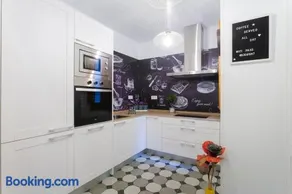 Cozy Goya-Salamanca Flat - Image 4