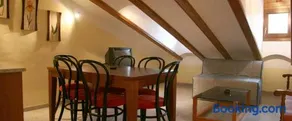 Apartamentos La Iglesia - Image 2