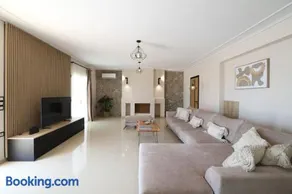 Sumelia Villa - Image 3