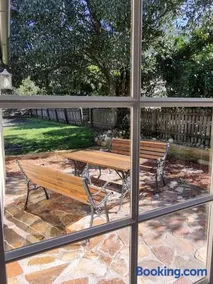Storekeepers Cottage Guesthouse - Image 2