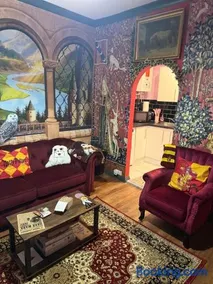 Gryffindor Common Room- Warner Bros Studios & London - Image 5