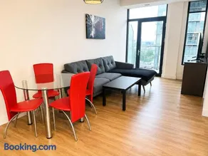 Appartement in Downtown with private parking - Image 2