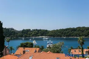 Iva Apartments - Image 1