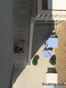 Apartment by the sea - Image 5