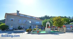 GALIHOST - Enorme casa con piscina en Vilanova de Arousa - Image 2
