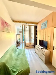 APPARTEMENT WOOD DESING PROCHE CANNES - Image 2
