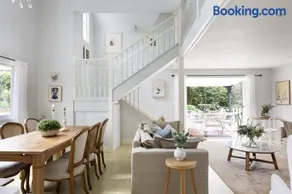Exclusive Luxury Designer Cottage Estate for 10 - Peaceful Retreat Just 8 Minutes from Maleny - Image 2