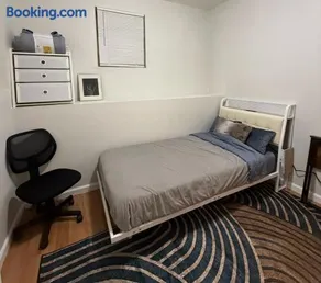 Comfy apt with skyline front view Mins away from NYC - Image 2
