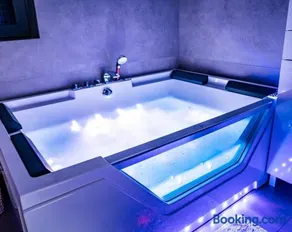 Domek Hot Tub Jacuzzi Chillout Kołobrzeg - Image 1