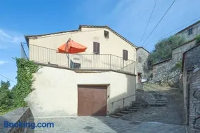 Perfect to explore Siena and Petriolo's Therme - Image 2