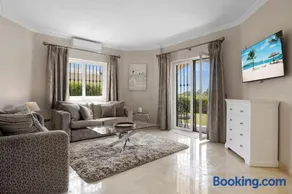 La Quinta Hills - Luxury Apartment - Image 2