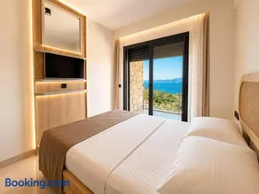 Egeria Suit Hotel - Image 1