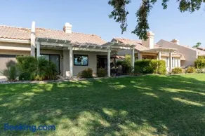 Palm Desert Resort Condo Golf & Pond Views - Image 1