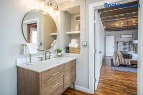 The Loft at 113 - Gateway to the North Texas Hill Country - Image 2