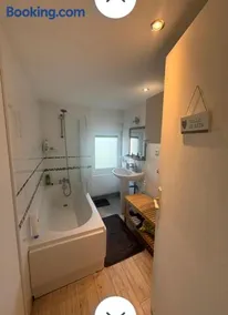 Room New Zealand - Image 2