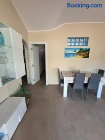 Beach House - Image 3