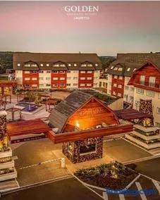 Laghetto Golden Resort - Image 1