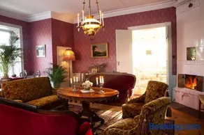 Långbro Gård i Mölnbo - Image 1