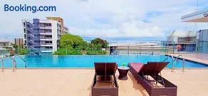 Srirachaseabreeze hotel - Image 1