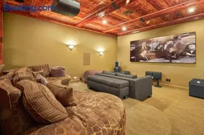 Castle On Black Mountain breathtaking panoramic views and outdoor entertainment - Image 4