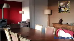 Villa Colin, la tête dans les bois, à deux pas de la mer, classée 4 étoiles - Image 3