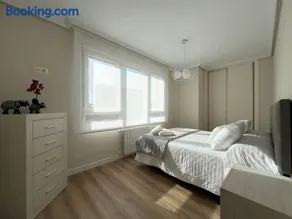 Tony mar - Image 2