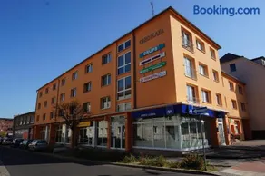 Oneo-Plaza-Apartments - Image 2