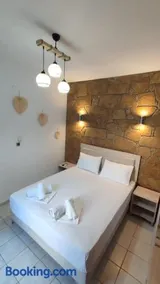 Alexander Apartments Nea Koutali - Image 1