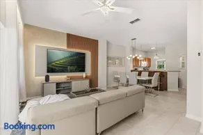 3 BD 2.5 BA Bella Vida 4534 AC - Image 3