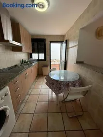 Agradable casa rural con chimenea en interior - Image 3