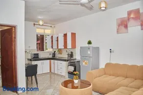 Best home diani - Image 2