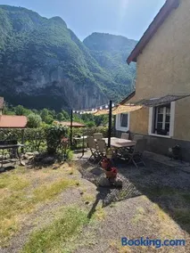 Ornolac Ariège Maison spacieuse avec jardin, idéale familles & amis - Image 2